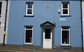 Cosy Cottage In Cardigan